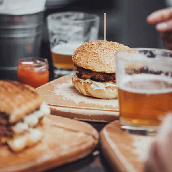 http://www.bronnegerbier.nl/wp-content/uploads/2017/05/inner_cell_burger_2.jpg